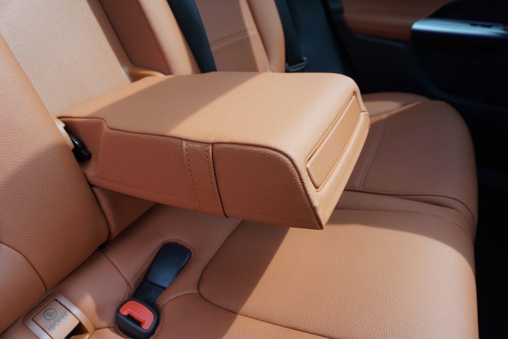 Certified 2025 Mercedes-Benz GLC 350e 4MATIC image 58