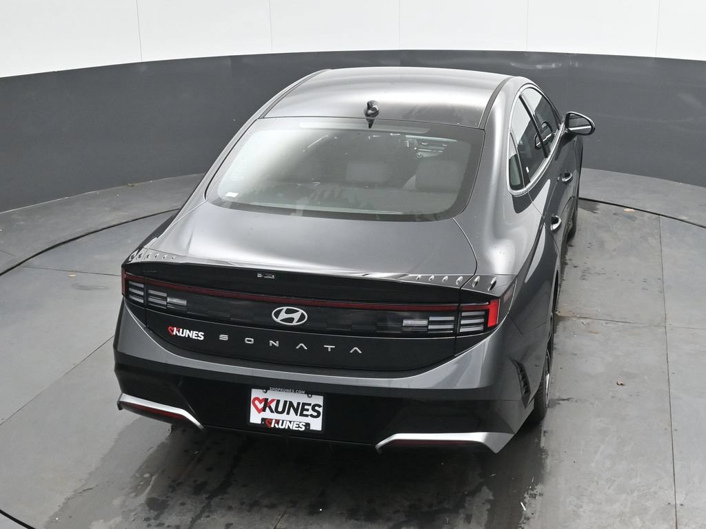 New 2026 Hyundai Sonata SEL FWD image 11