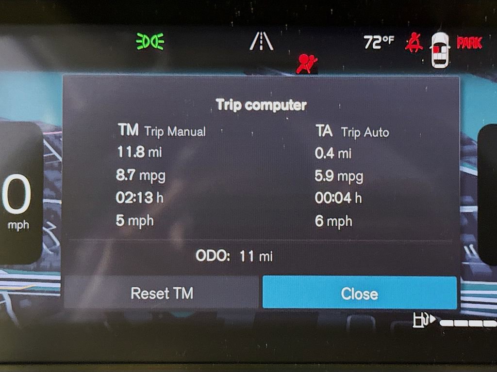 New 2026 Volvo XC40 B4 Core FWD image 12