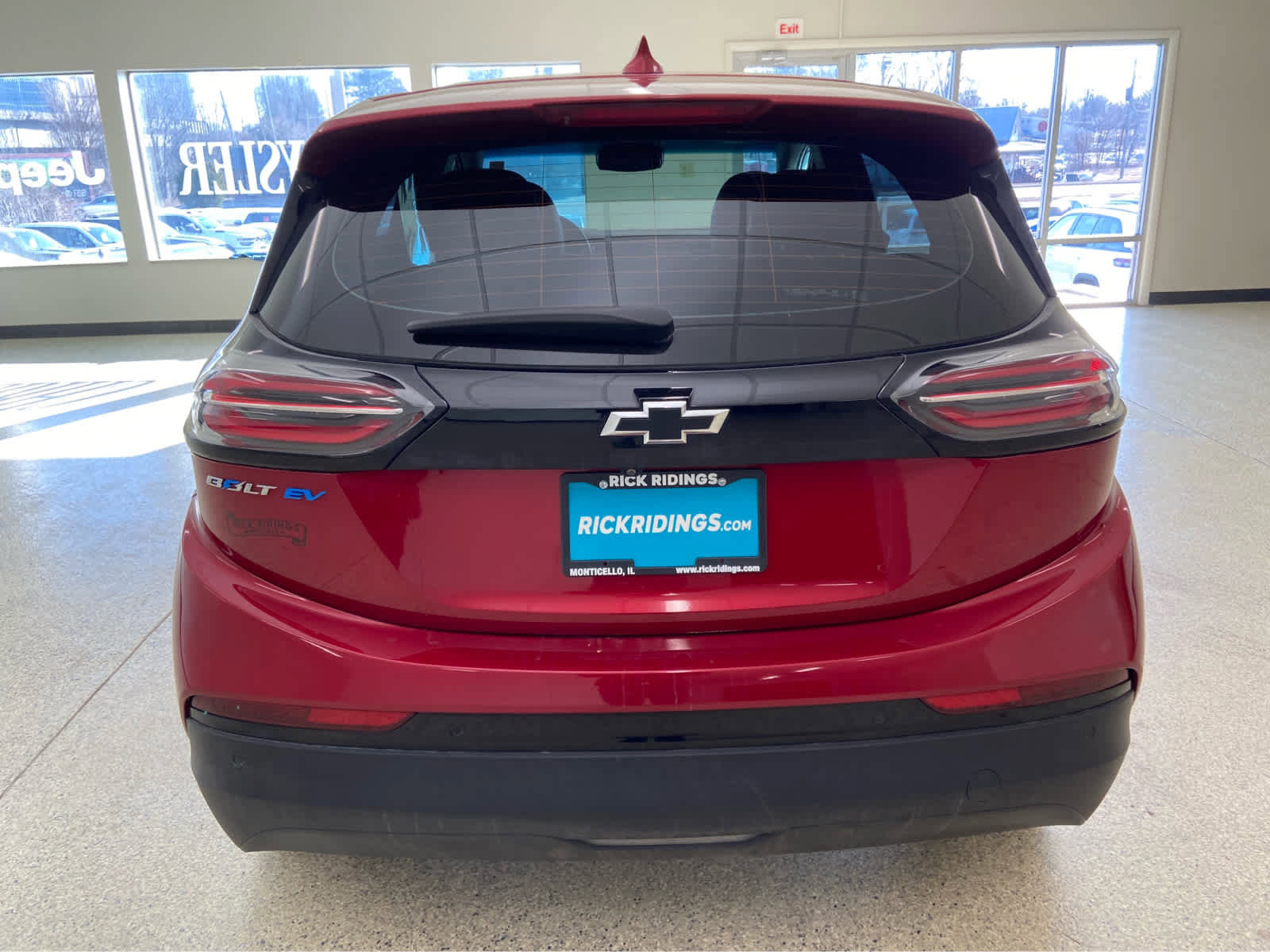 Used 2023 Chevrolet Bolt LT w/ Infotainment Package image 6