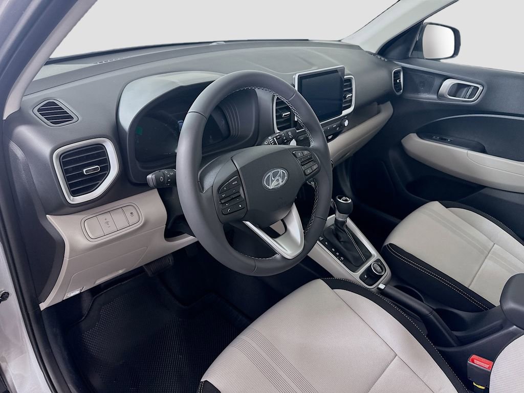 New 2026 Hyundai Venue SEL image 9