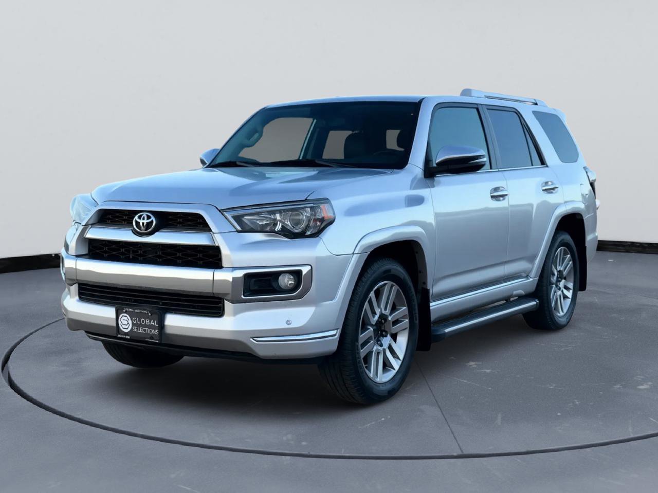Used 2015 Toyota 4Runner Limited image 4