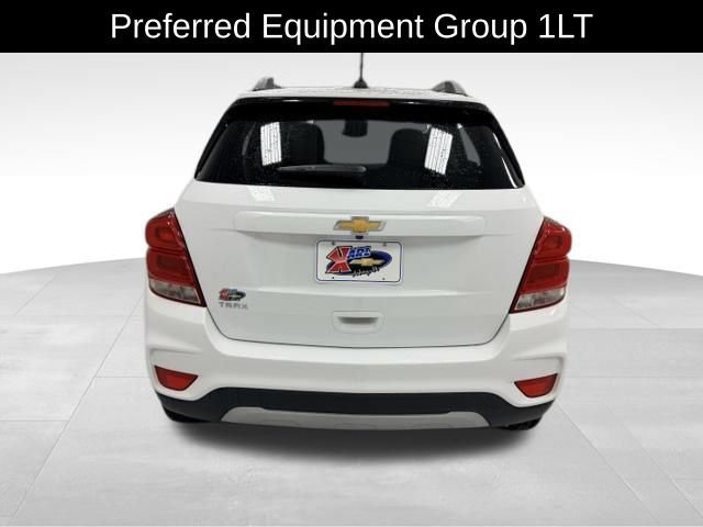 Certified 2021 Chevrolet Trax LT w/ Premium Seat Package FWD image 4