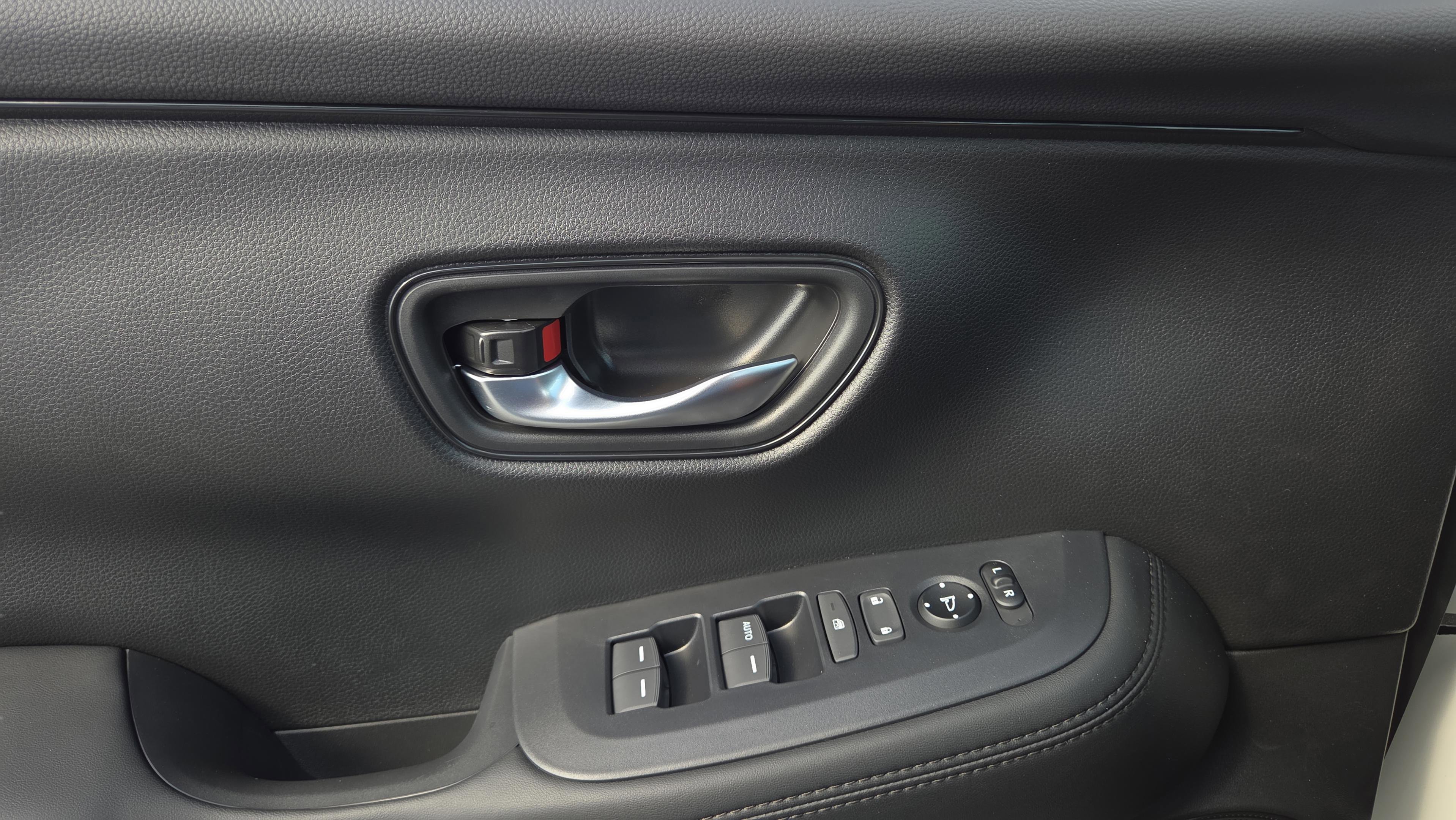 New 2026 Honda HR-V LX image 33