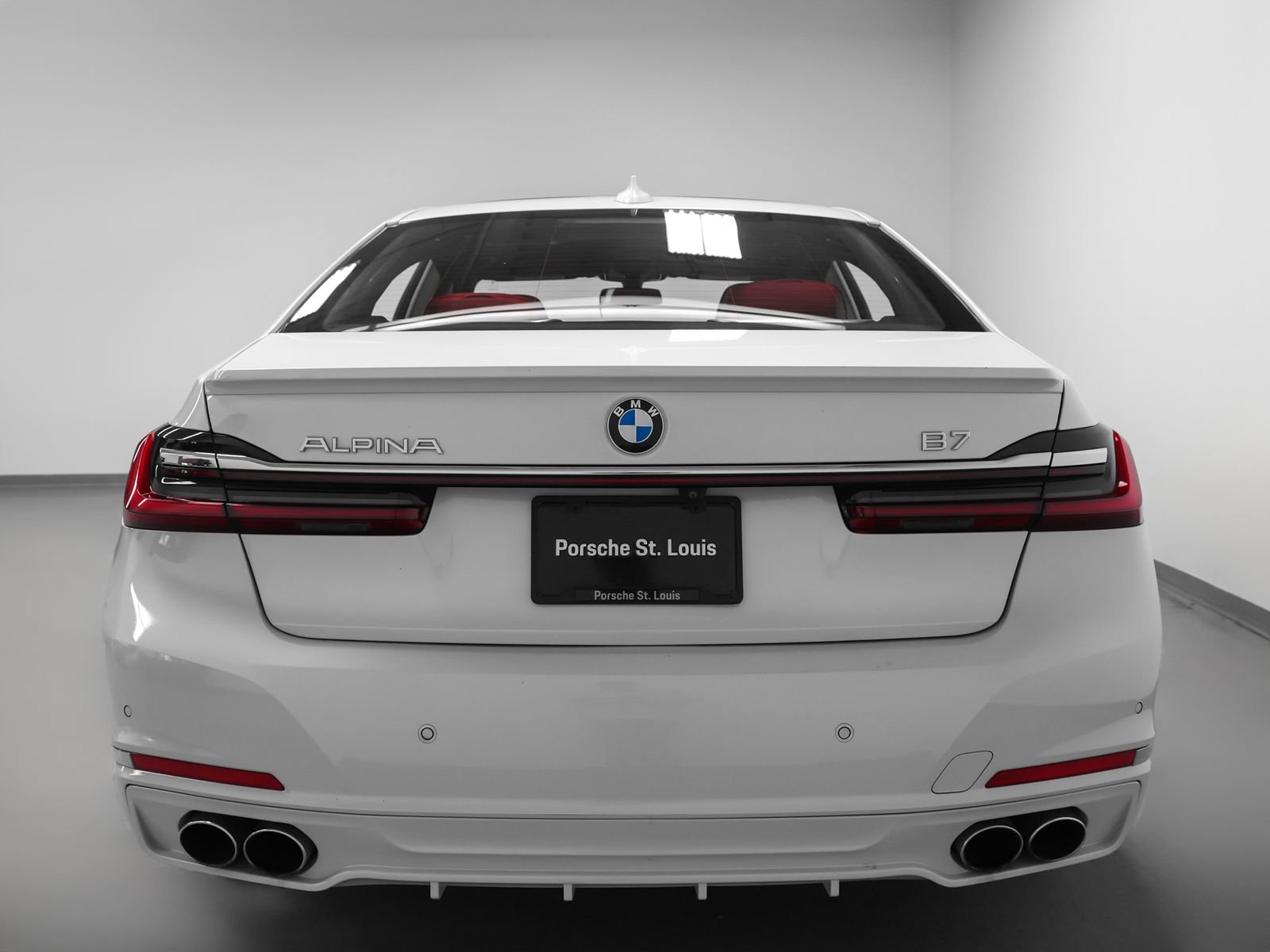 Used 2022 BMW ALPINA B7 xDrive w/ Luxury Rear Seating Package AWD/4WD image 11