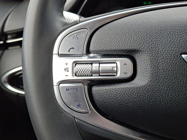 Used 2025 Genesis GV70 2.5T image 18