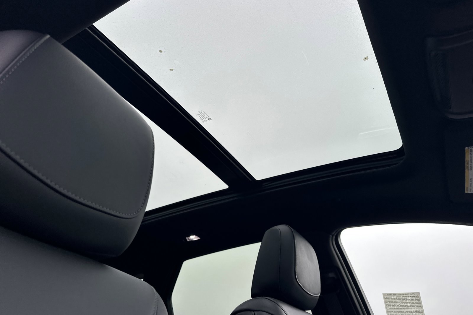 Certified 2025 Cadillac XT5 Premium Luxury image 17