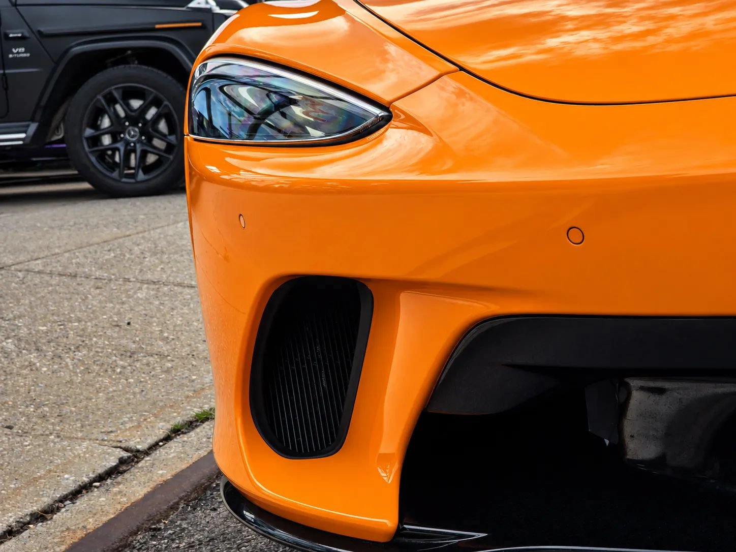 Used 2023 McLaren GT RWD image 17