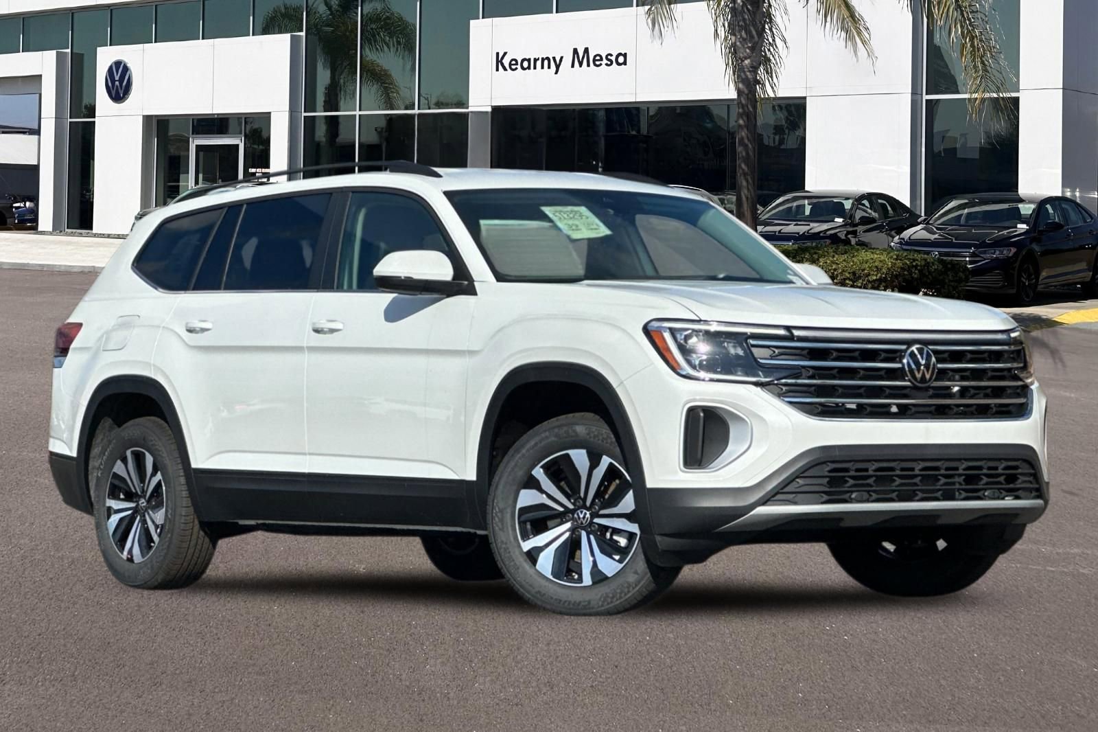 New 2026 Volkswagen Atlas SE AWD/4WD image 2