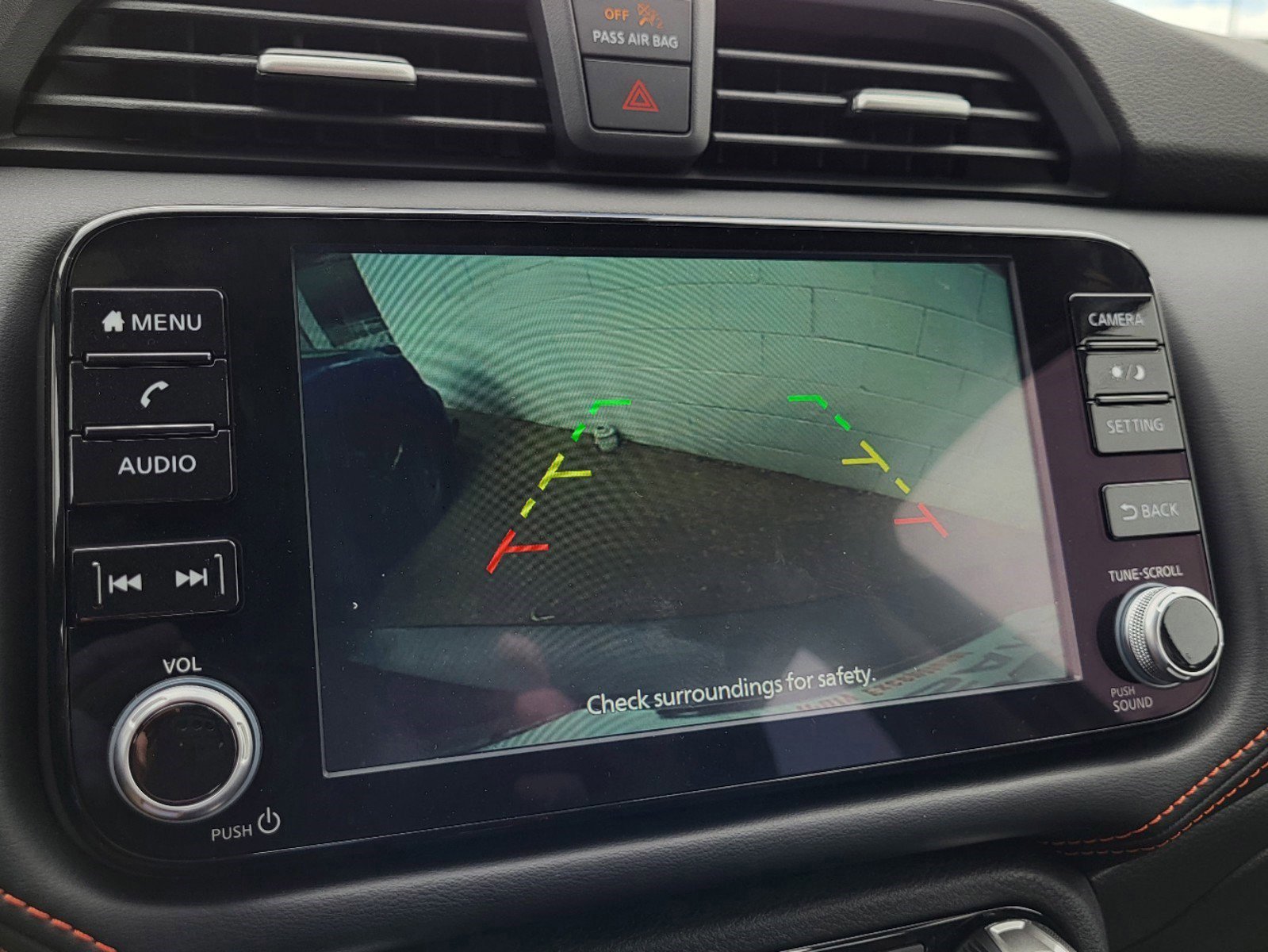 New 2025 Nissan Versa SR w/ Trunk Package image 19