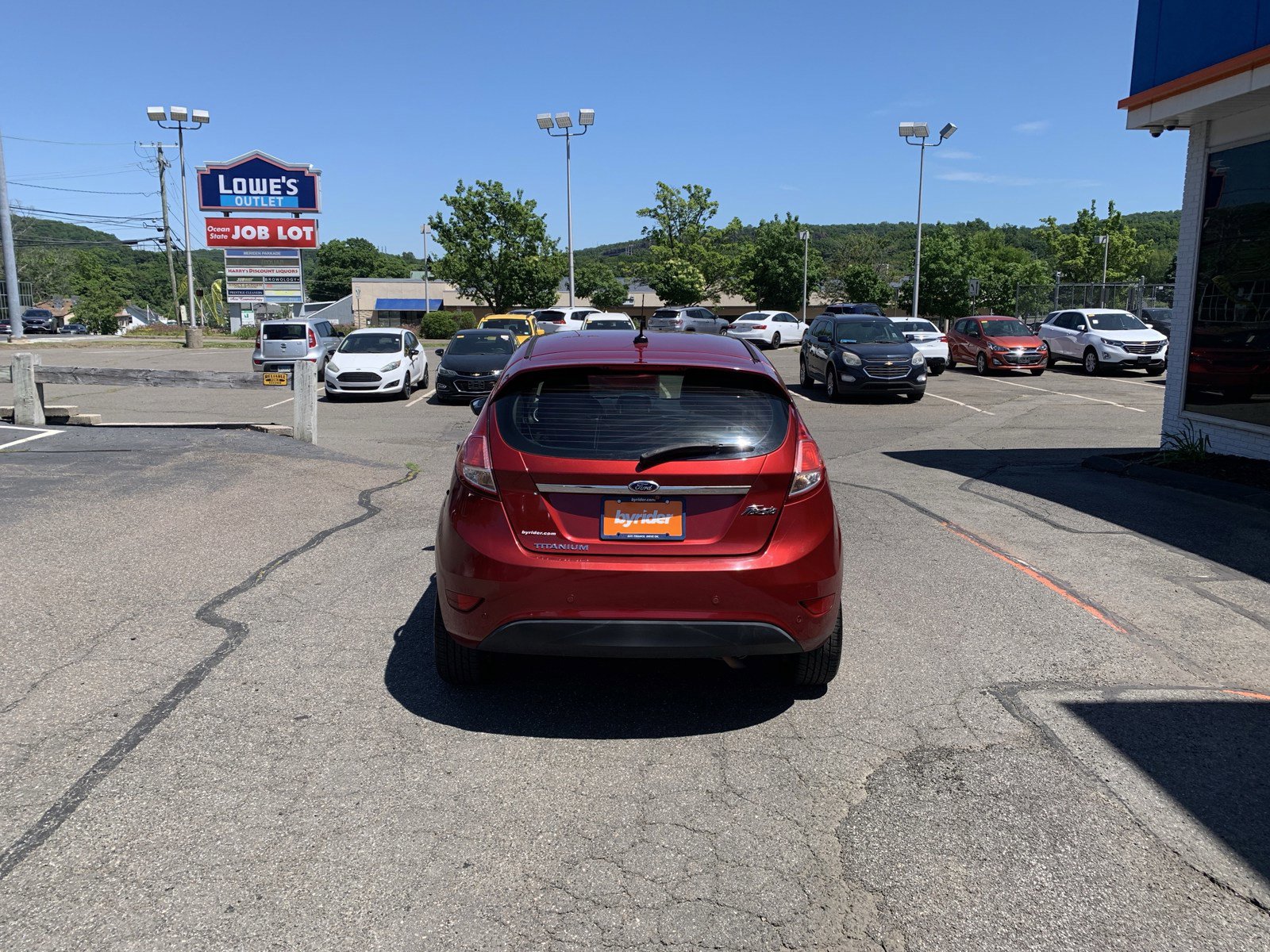 Used 2016 Ford Fiesta Titanium FWD image 5