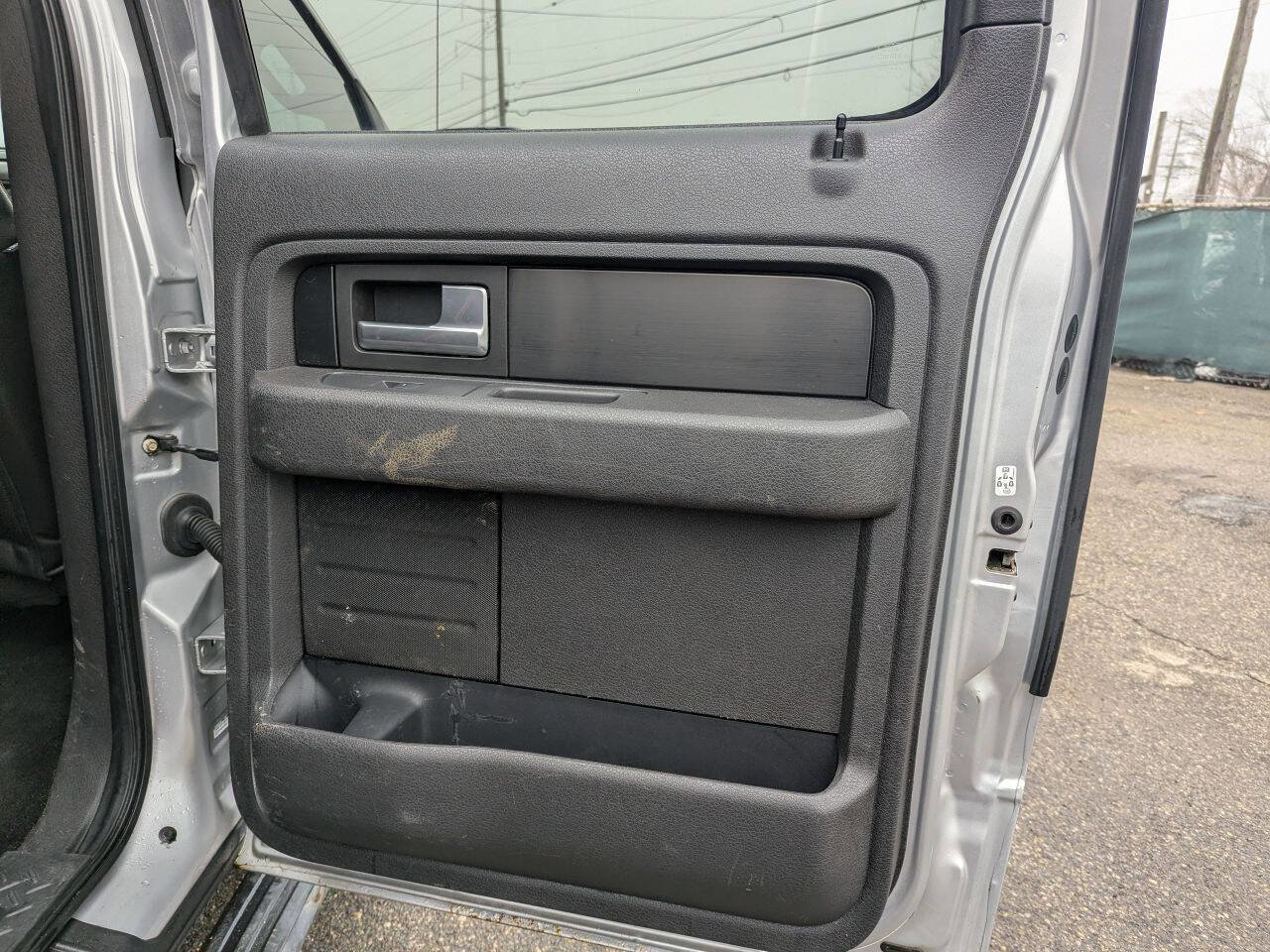 Used 2013 Ford F150 FX4 w/ FX Appearance Pkg image 18