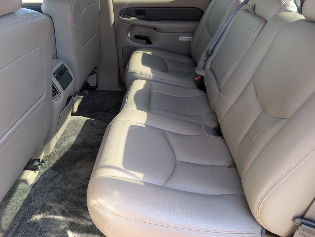 Used 2003 Chevrolet Avalanche 2WD image 18