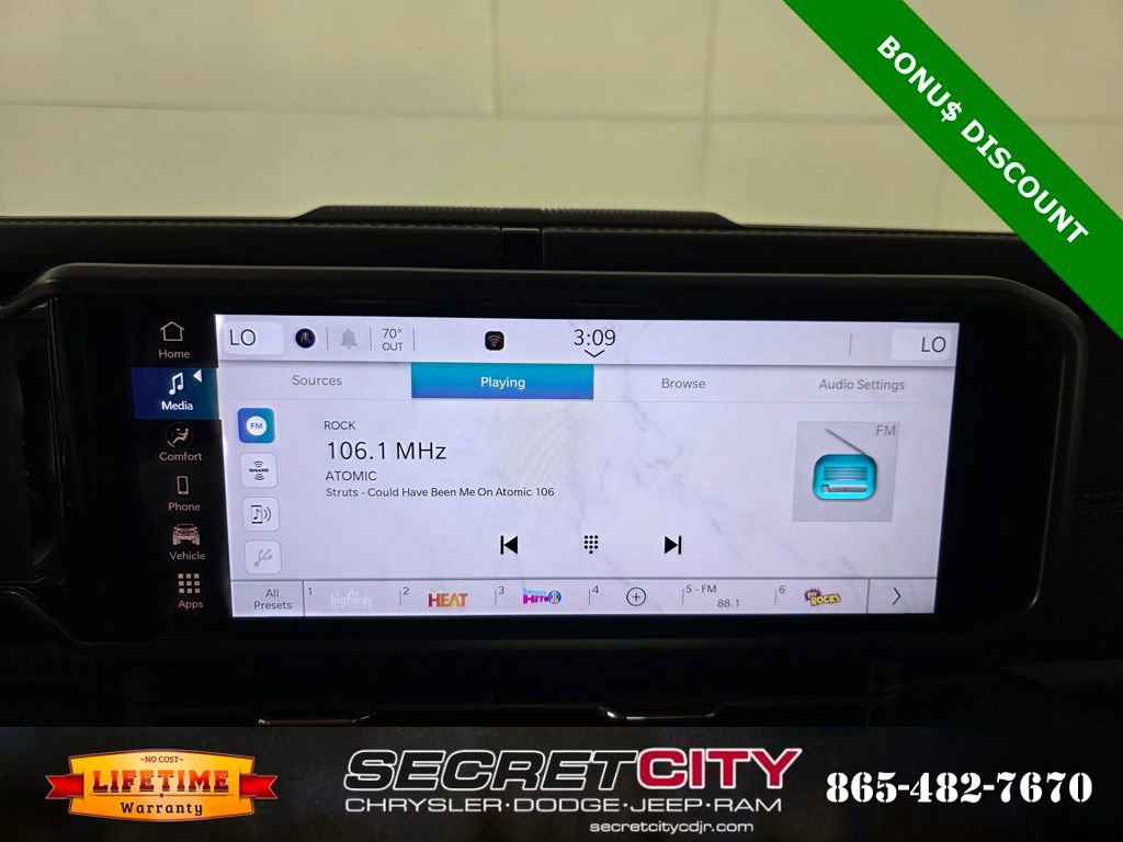 New 2025 Jeep Wrangler Unlimited Rubicon w/ Steel Bumper Group image 19