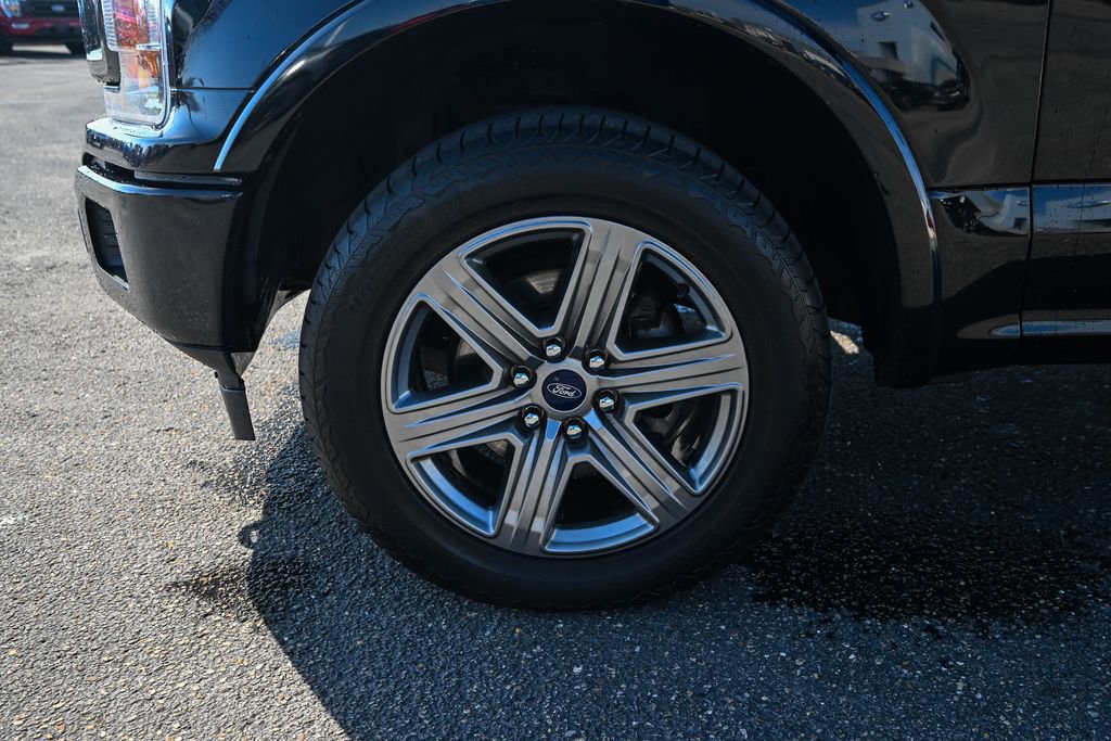 Used 2018 Ford F150 XLT w/ Equipment Group 302A Luxury image 12