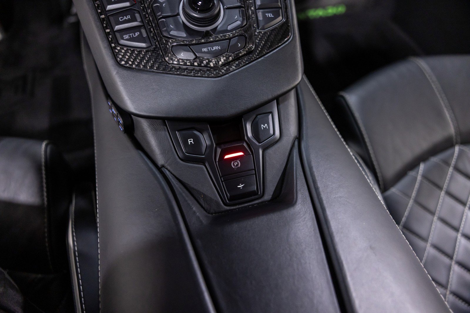 Used 2019 Lamborghini Aventador S image 60