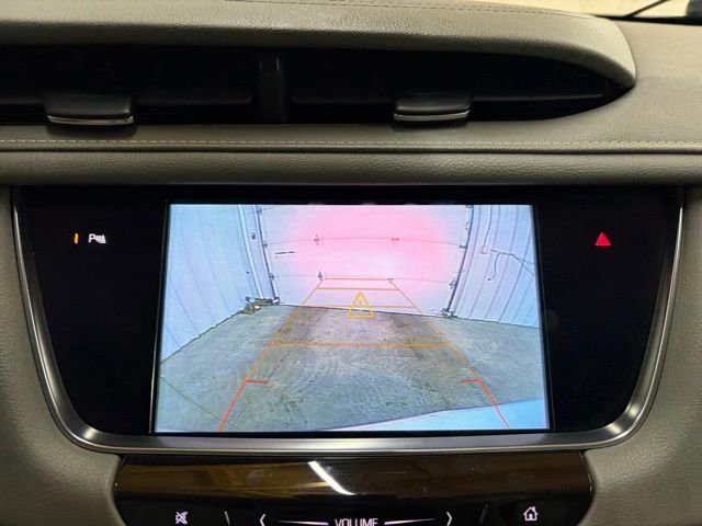 Used 2018 Cadillac XT5 Luxury w/ Driver Awareness Package AWD/4WD image 38