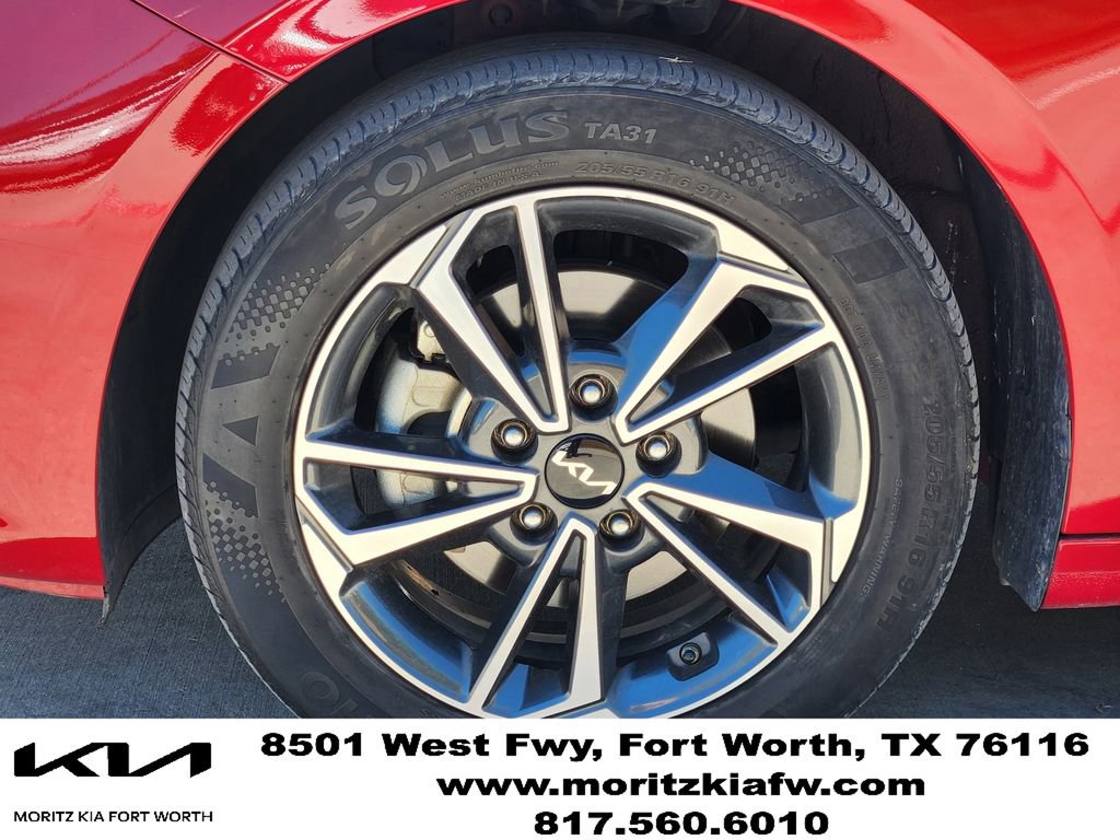 Certified 2023 Kia Forte LXS FWD image 9