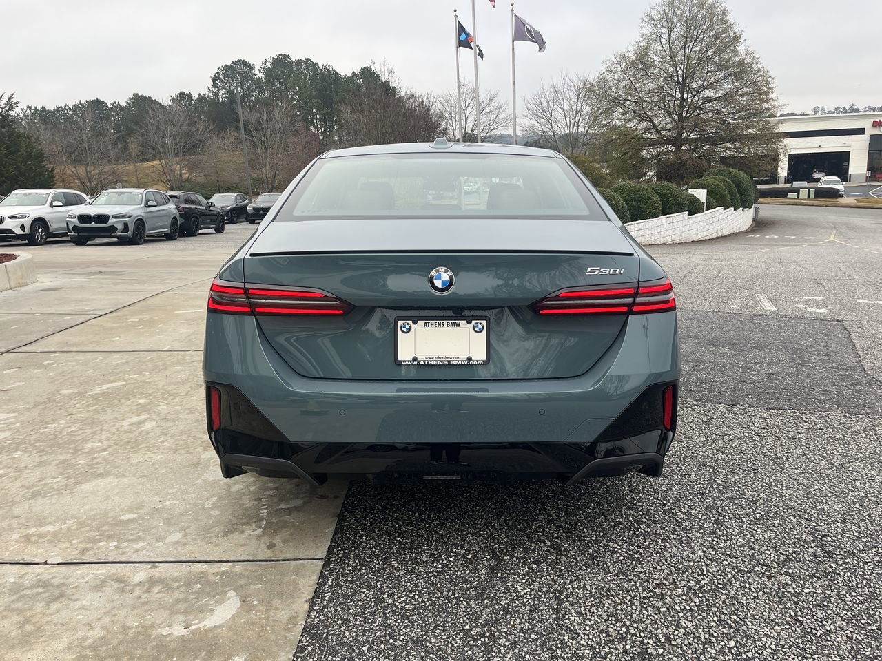 Used 2026 BMW 530i w/ M Sport Package RWD image 7