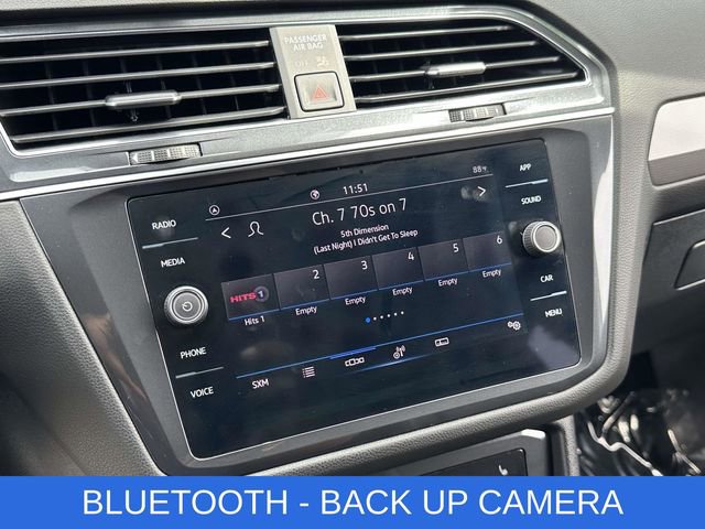 Used 2022 Volkswagen Tiguan SE R-Line image 3