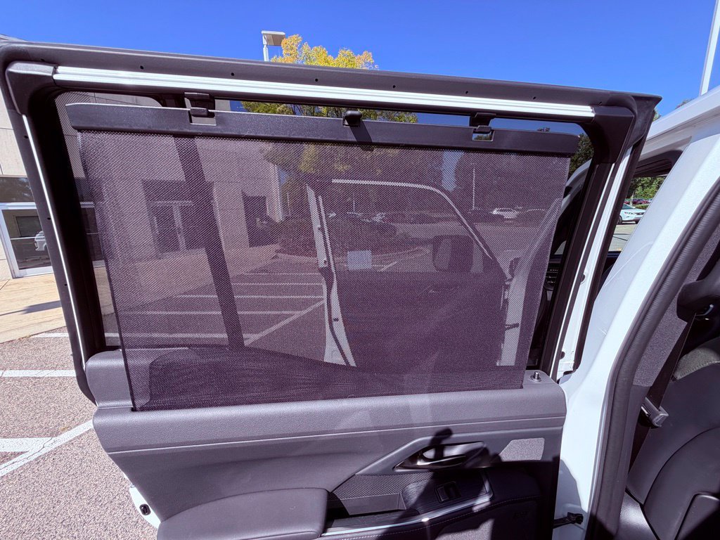 Certified 2025 Lexus GX 550 AWD/4WD image 21