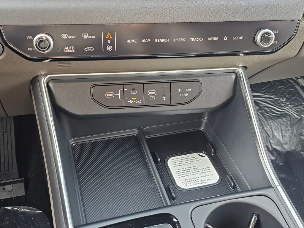 New 2026 Kia Carnival EX image 15