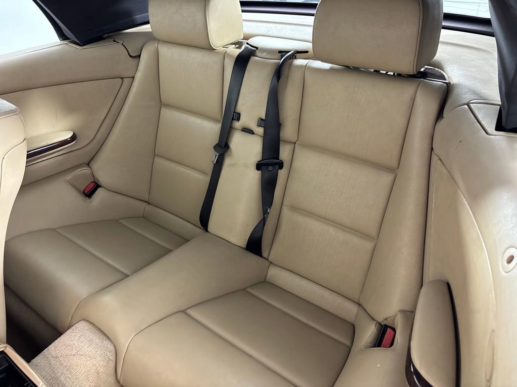 Used 2002 BMW 325Ci Convertible image 11