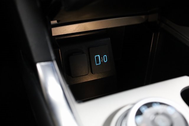 Used 2023 Ford Explorer XLT w/ Equipment Group 202A image 21