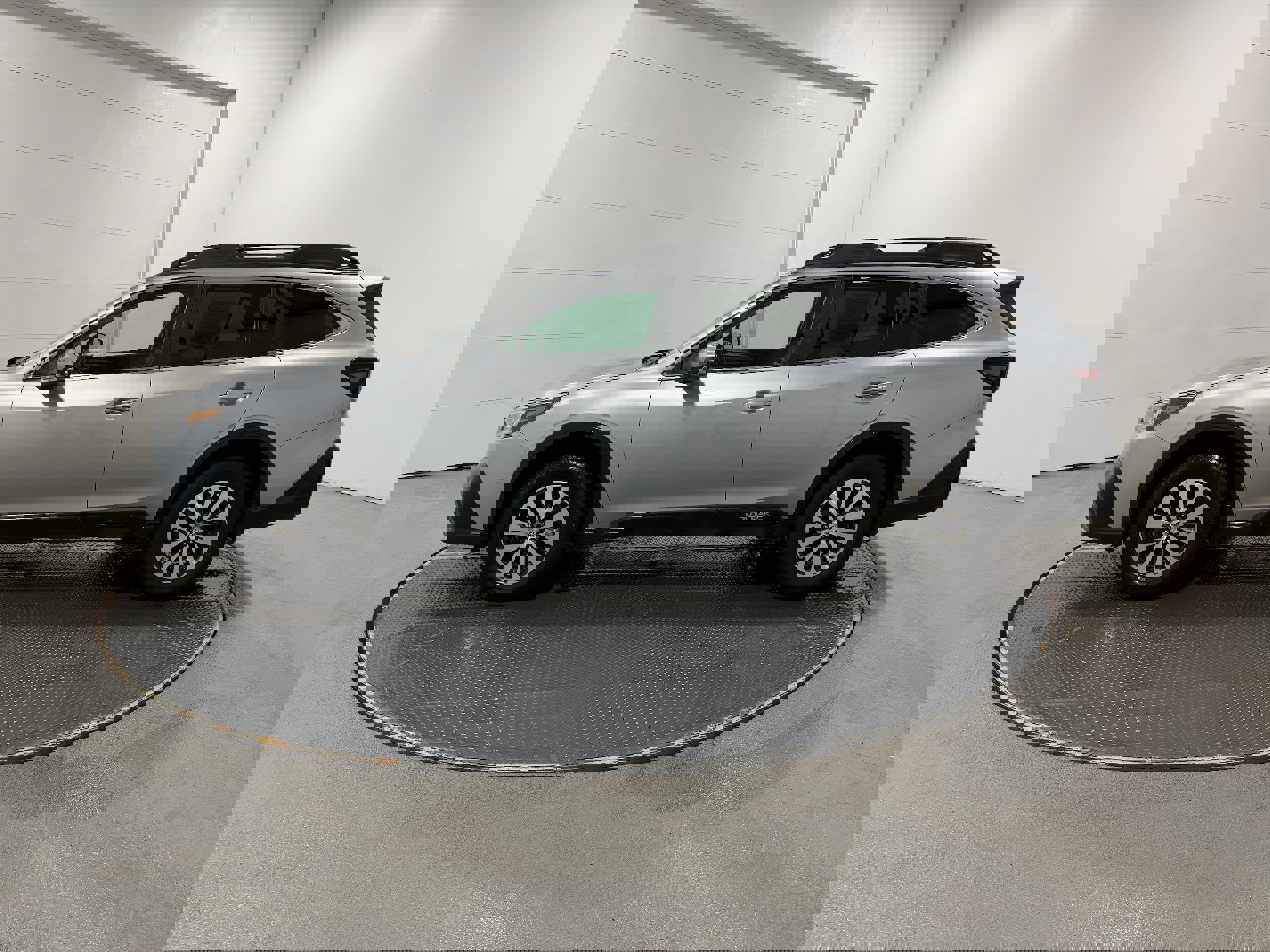 Used 2020 Subaru Outback Premium image 21