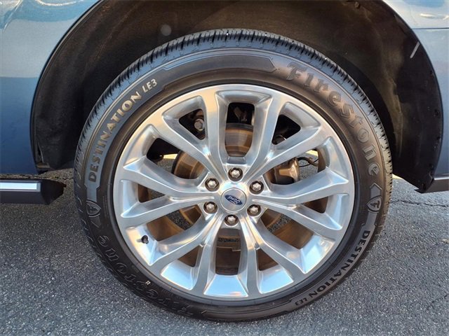 Certified 2019 Ford Expedition Limited w/ Equipment Group 302A image 19