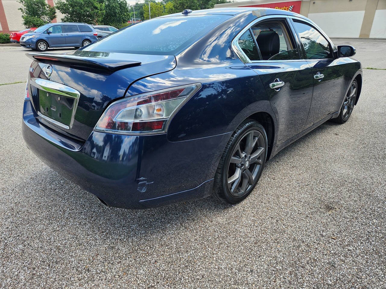 Used 2014 Nissan Maxima 3.5 SV w/ Sport Package FWD image 7
