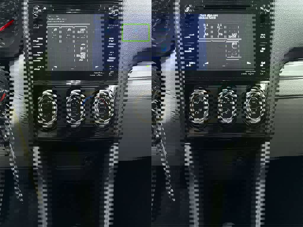 Used 2017 Subaru Forester 2.5i Premium image 21