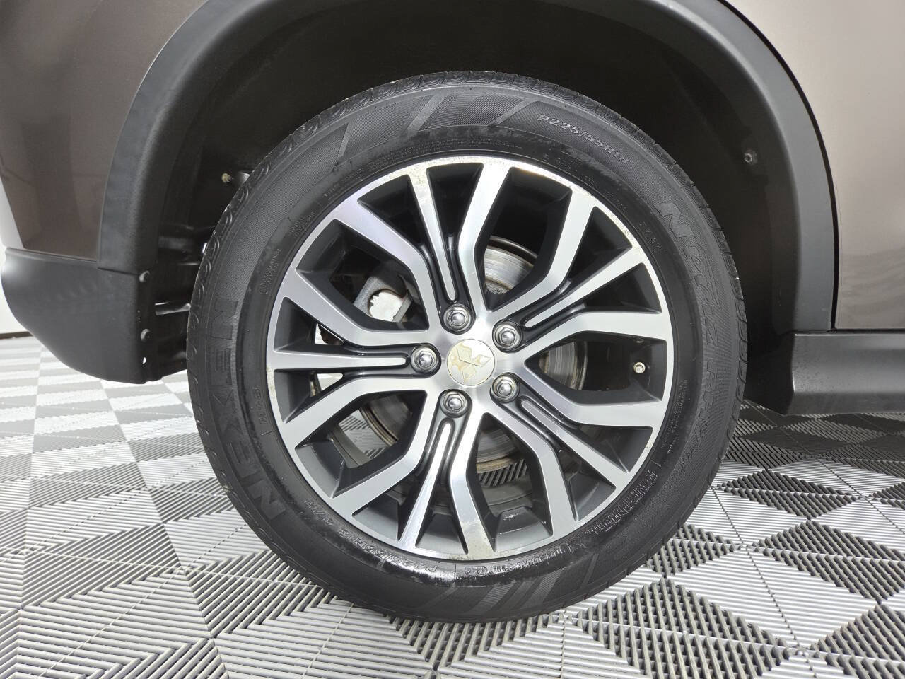 Used 2017 Mitsubishi Outlander Sport SEL AWD/4WD image 10