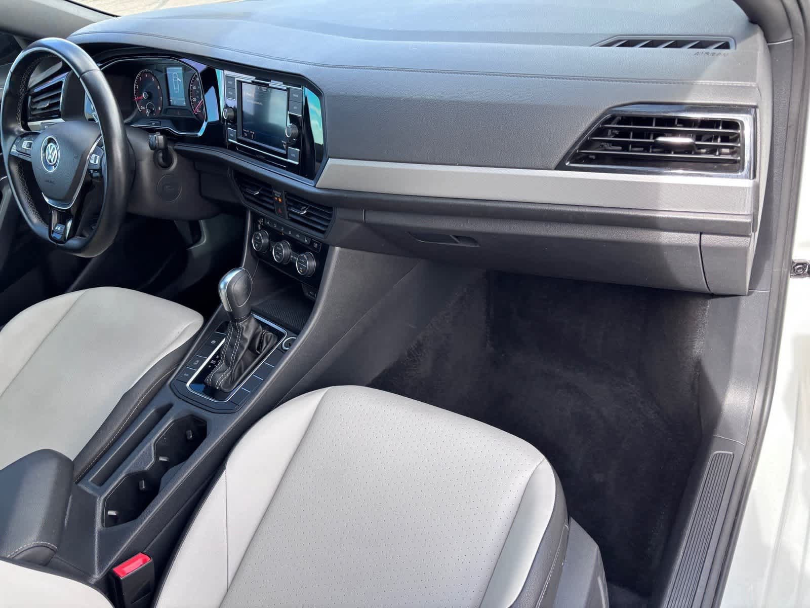 Used 2021 Volkswagen Jetta R-Line FWD image 13