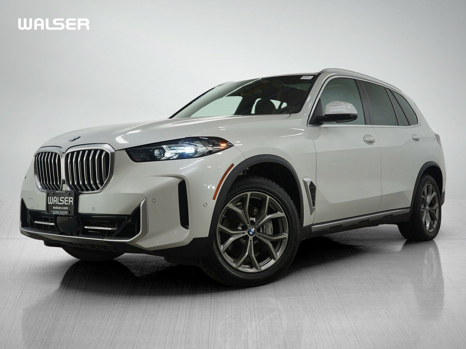 Used 2024 BMW X5 xDrive40i image 1