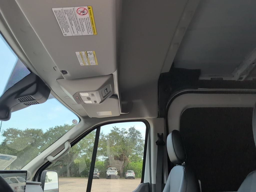 New 2026 Ford Transit 250 148 Medium Roof w/ Exterior Upgrade Package RWD image 9
