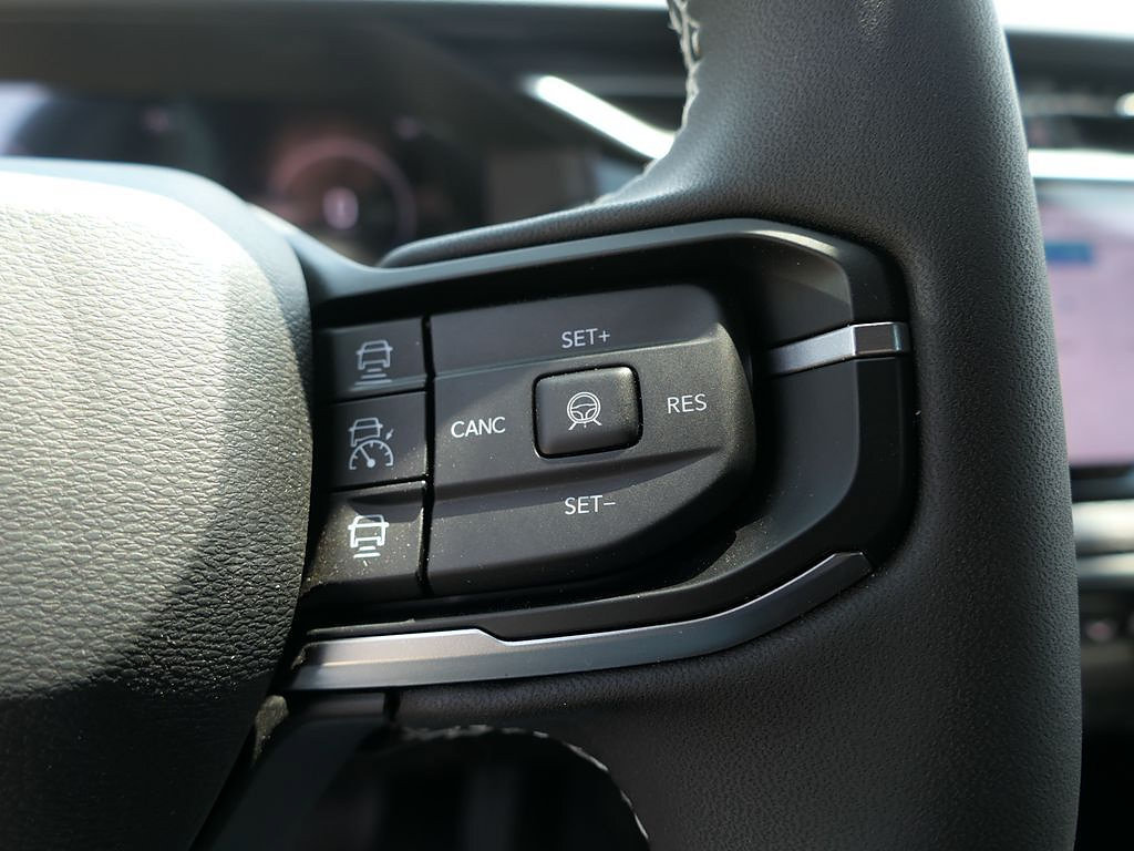 New 2026 Jeep Cherokee Limited AWD/4WD image 13