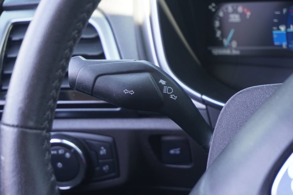 Used 2016 Ford Fusion SE FWD image 18