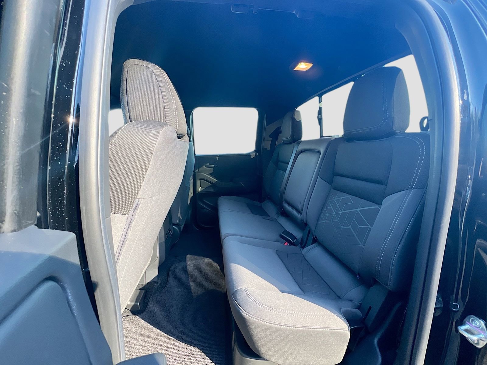 New 2026 Nissan Frontier SV w/ SV Convenience Package image 24