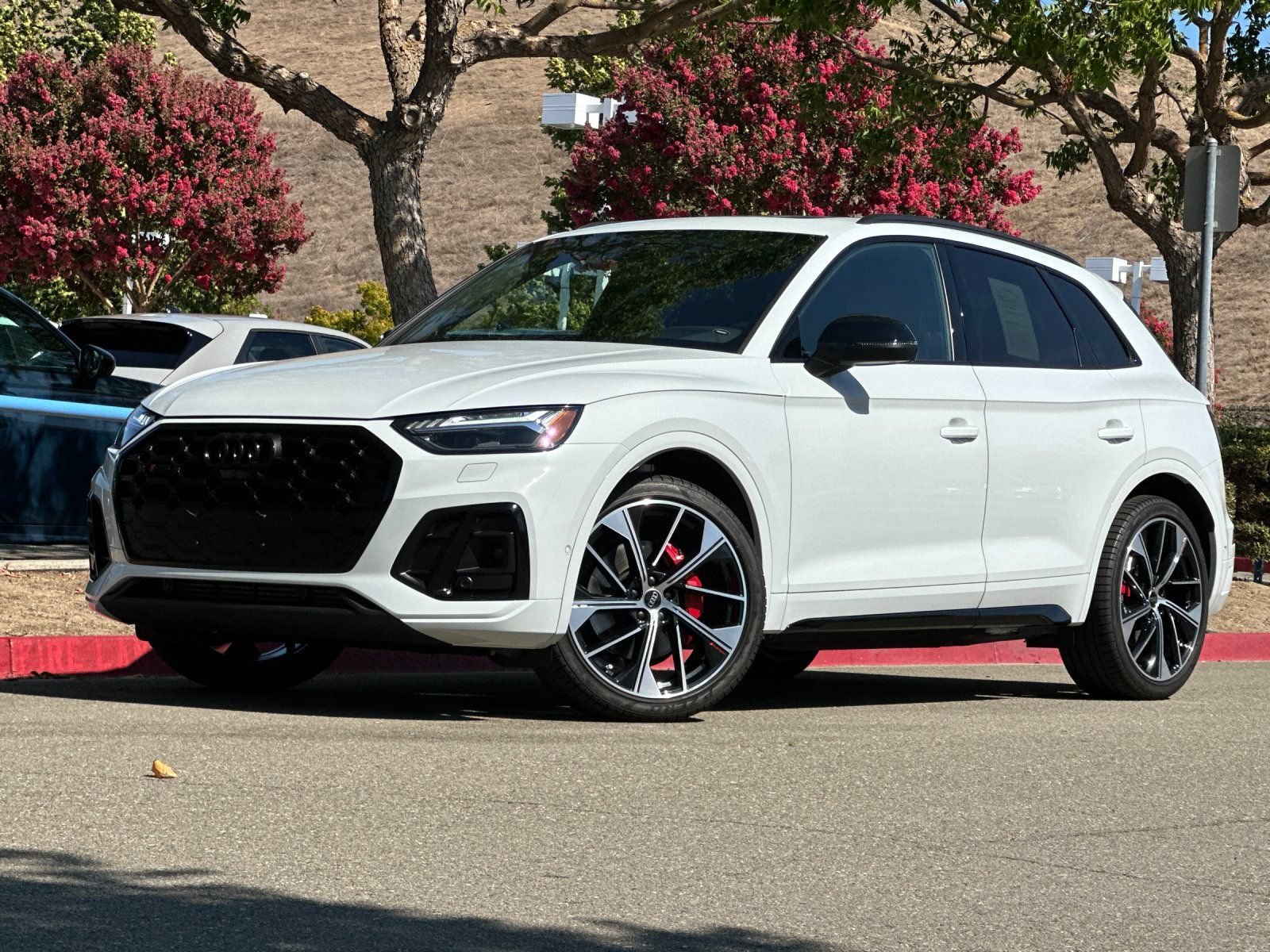 Used 2023 Audi SQ5 Prestige w/ Prestige Package AWD/4WD image 1