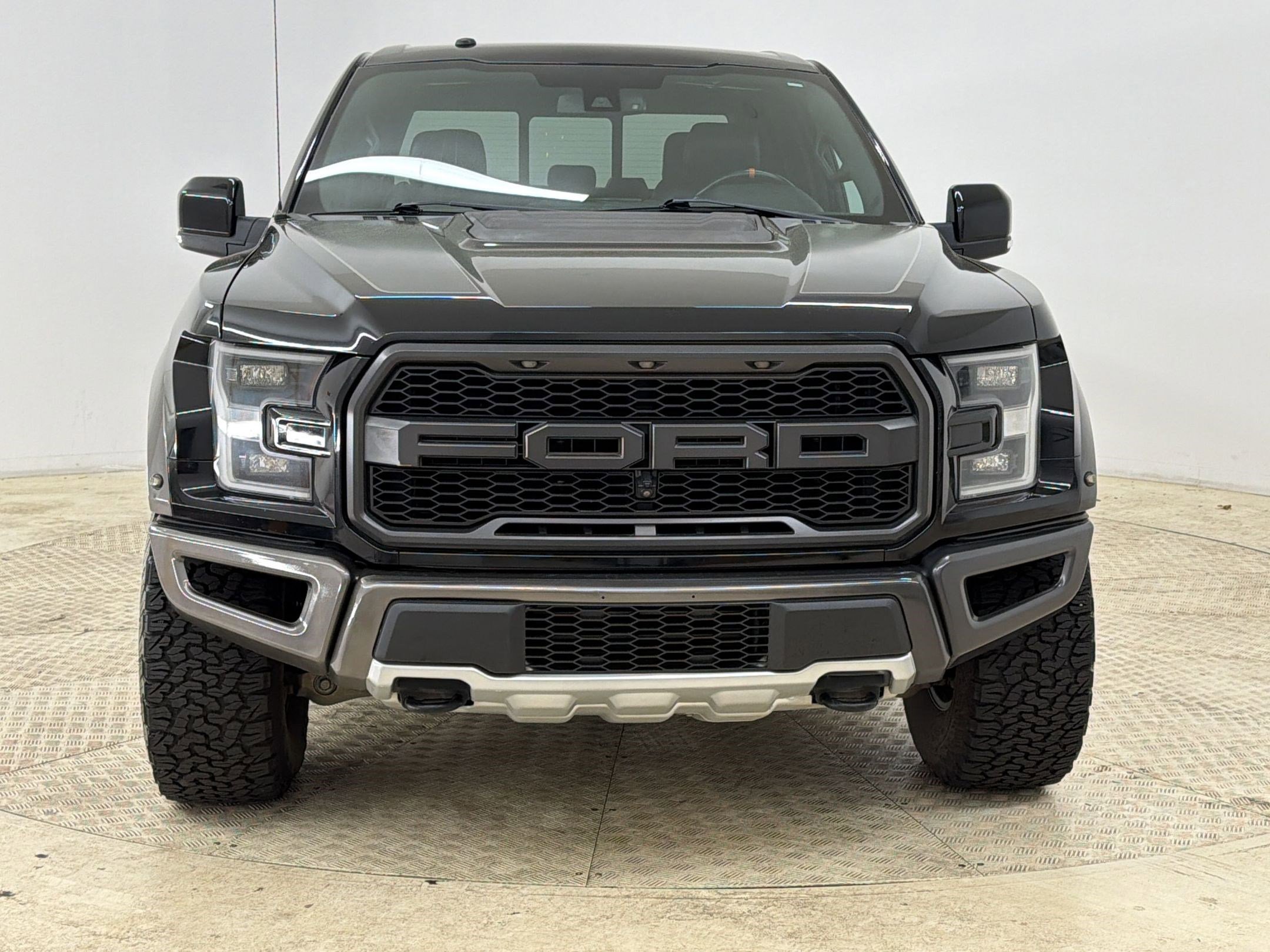 Used 2018 Ford F150 Raptor w/ Equipment Group 802A Luxury image 6