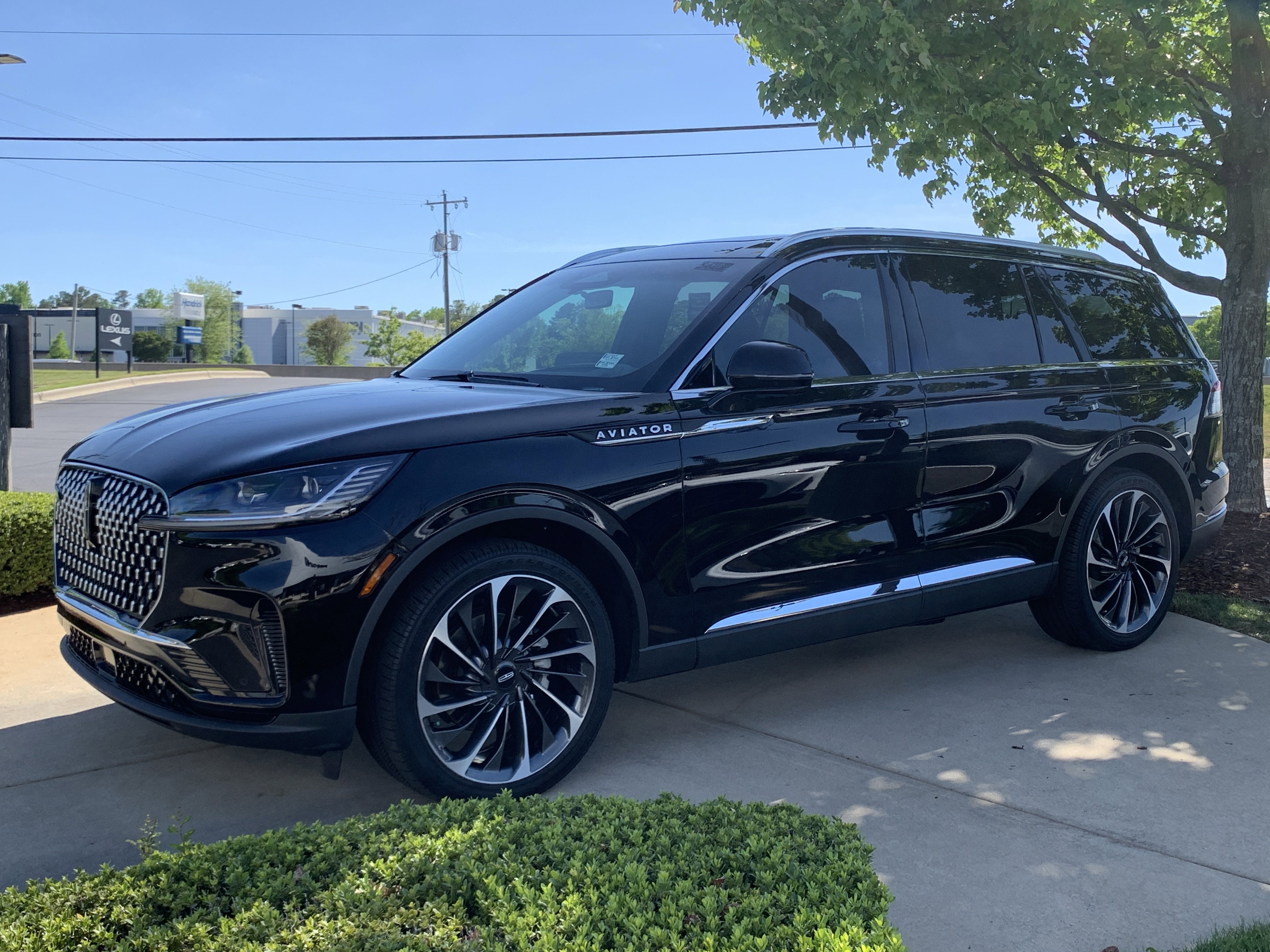 Used 2025 Lincoln Aviator Reserve w/ Illumination Package RWD image 5