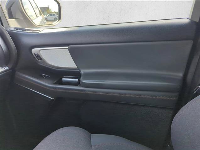 Used 2025 Ford Expedition Active RWD image 28