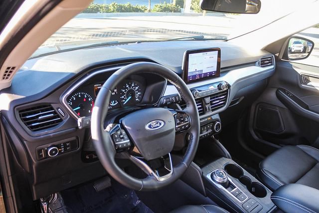Used 2022 Ford Escape SEL image 23