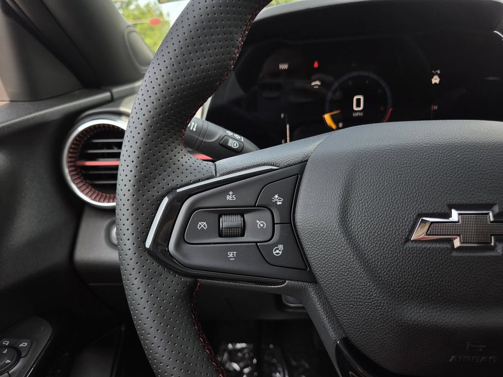 New 2026 Chevrolet Trax RS w/ Driver Confidence Package FWD image 25