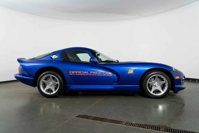 Used 1996 Dodge Viper GTS RWD image 9