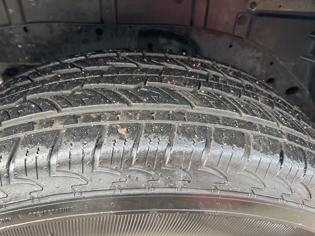 Certified 2024 Nissan Titan SV w/ SV Convenience Package image 41