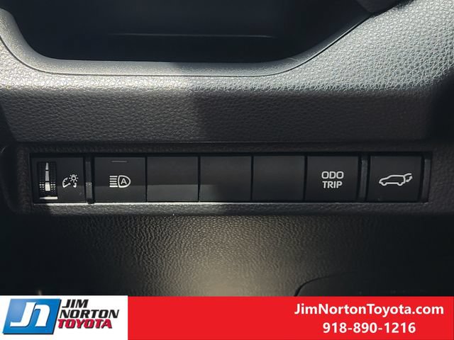Used 2024 Toyota RAV4 XSE AWD/4WD image 22