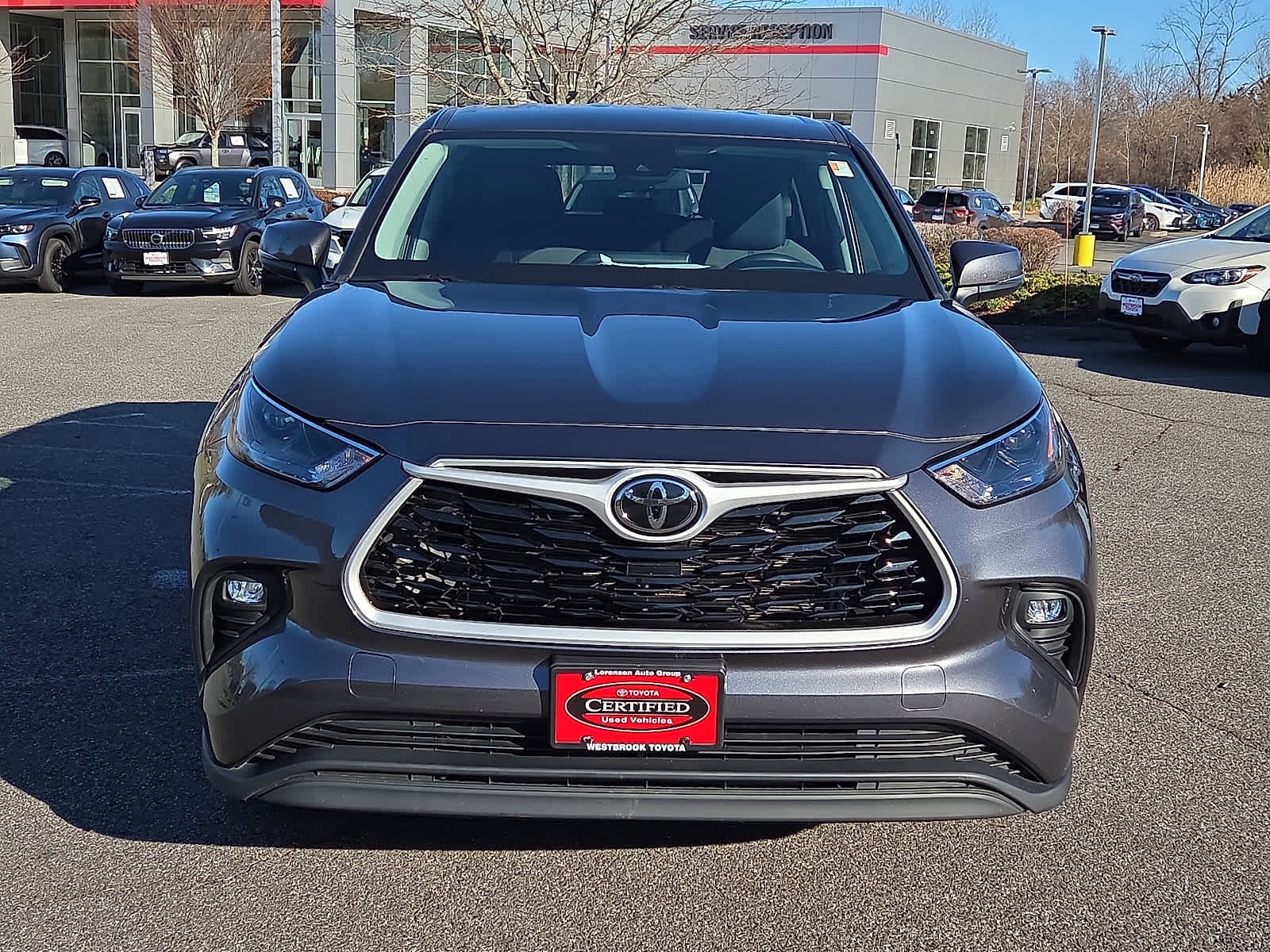 Certified 2024 Toyota Highlander LE image 2