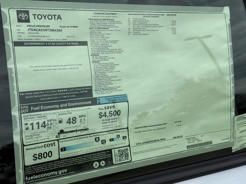New 2026 Toyota Prius Plug-In Hybrid FWD image 19